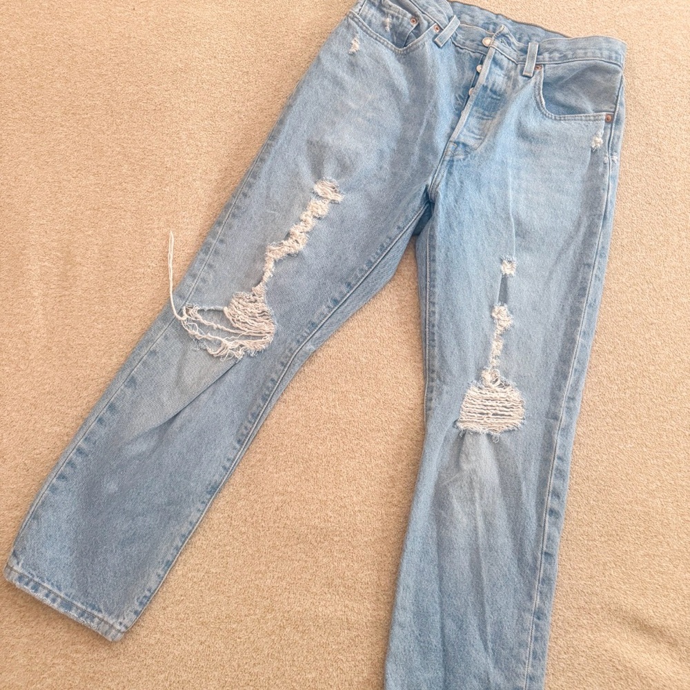 Levi’s Premium 501 Original Fit Jeans – Size 26x26 button-fly
